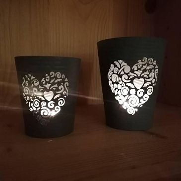 Coppia Porta candele in latta grigio con cuori